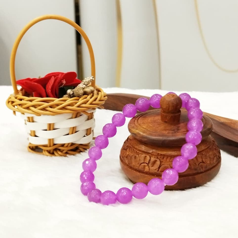 PURPLE BRACELET ENSURES SUCCESS
