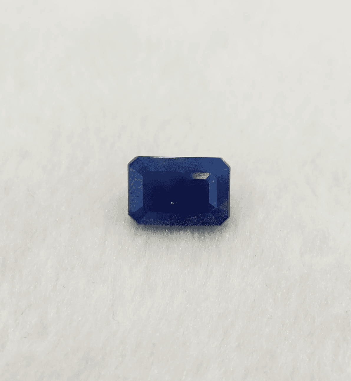 Natural Indian Blue Sapphire |8H00| Octagon Step Cut | IGC Certified No.: IGCDKBAJ41276