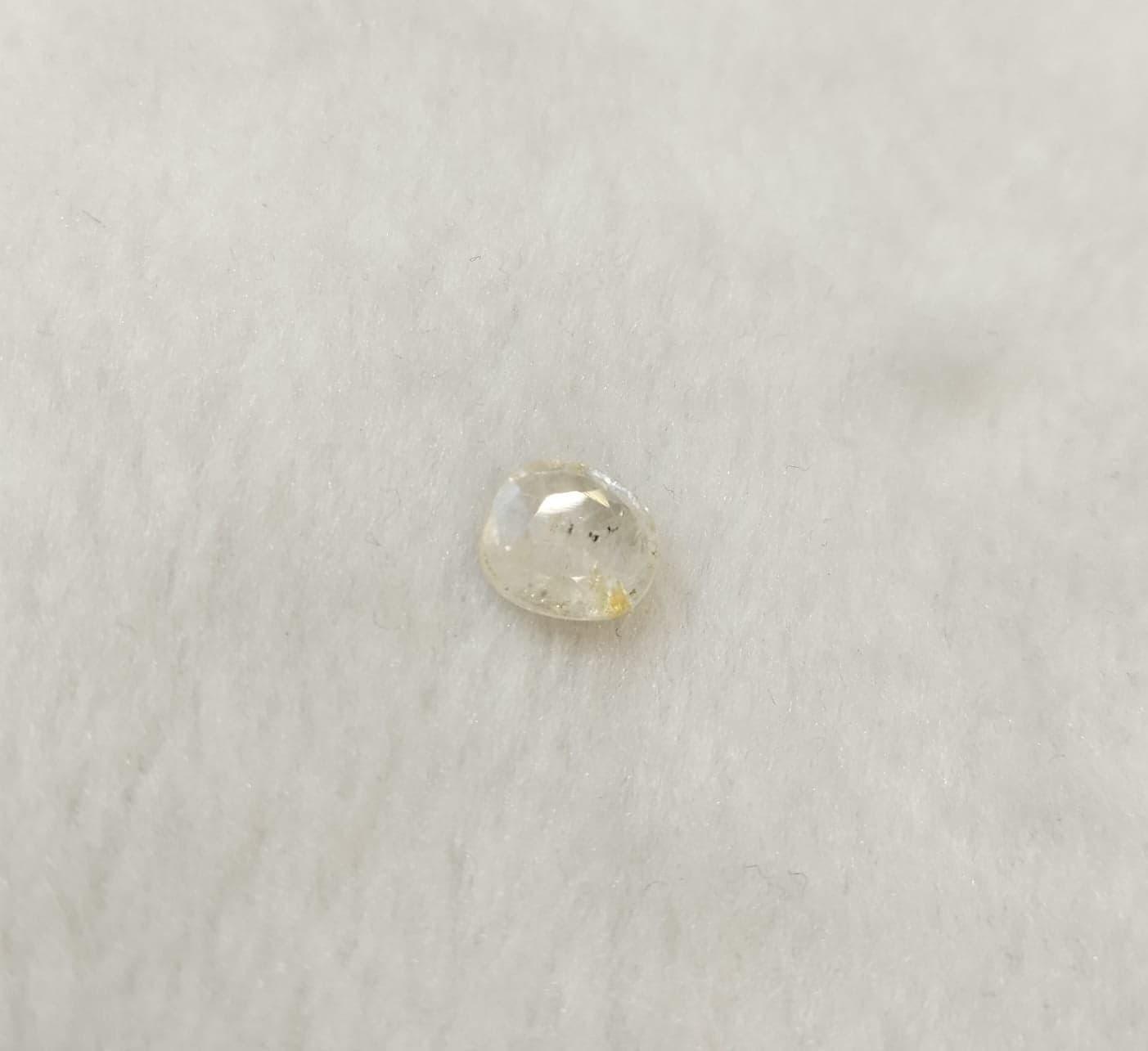 Natural Yellow Sapphire |35H00| Oval Mixed Cut | IGC Certified No.: IGCDKBAJ44793